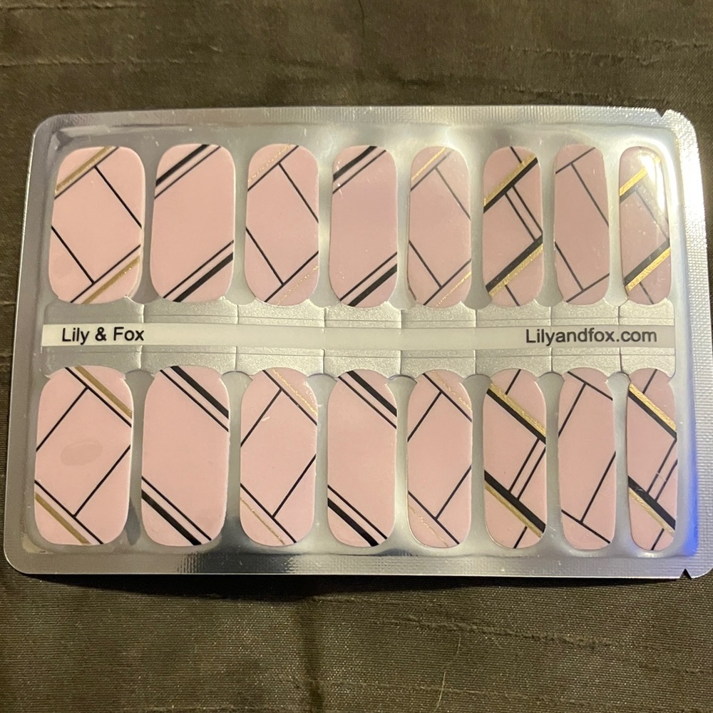 Lily & Fox 🦊 Nail wraps